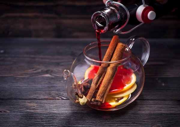 How to prepare a proper birthing area for a pregnant dog?